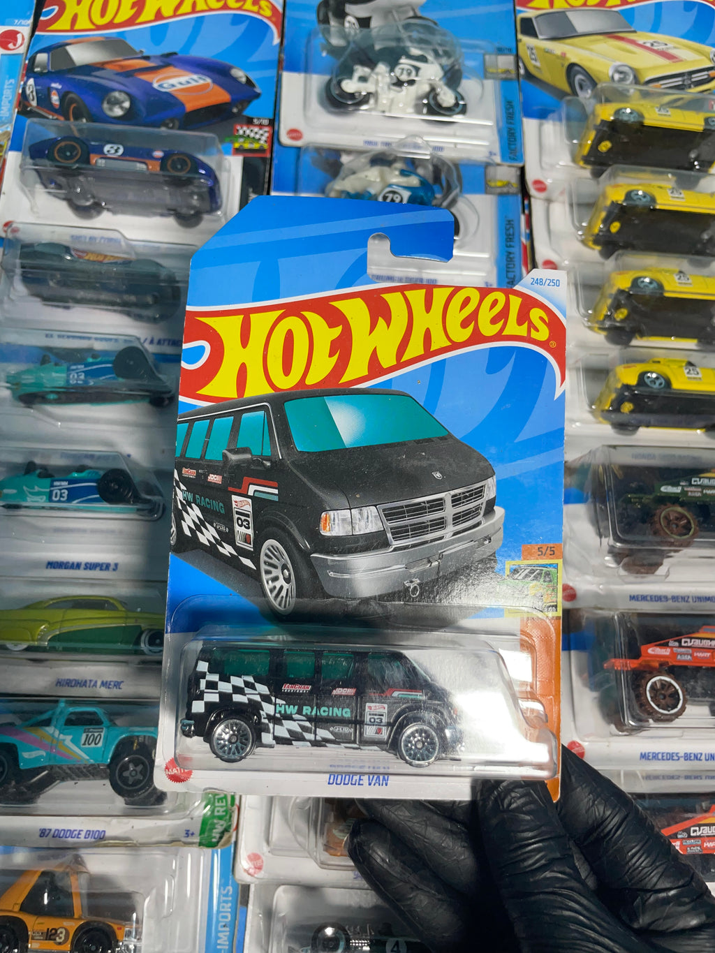 HOTWHEELS Dodge Van