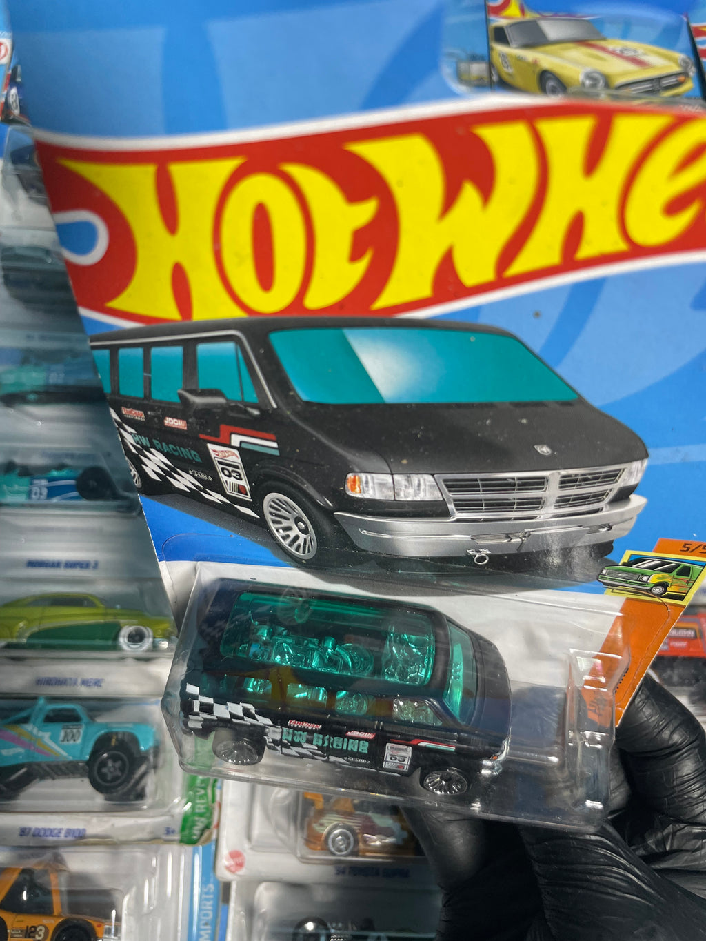 HOTWHEELS Dodge Van
