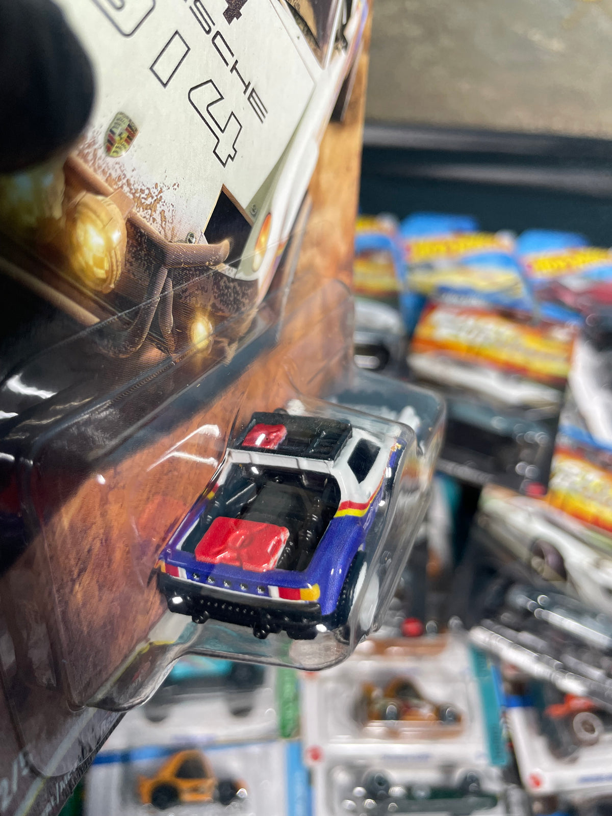 HOTWHEELS Premium Porsche 914 Safari