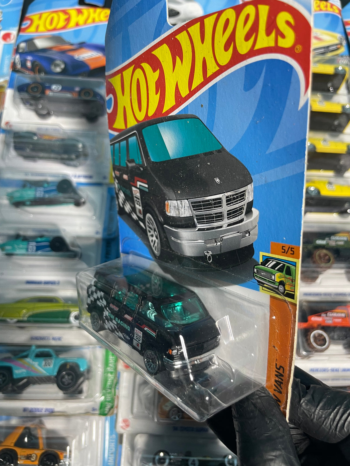 HOTWHEELS Dodge Van