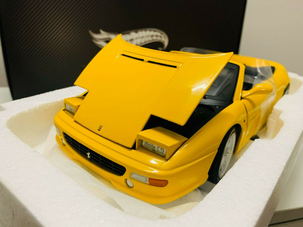 Hotwheels Elite Ferrari F355Spider 1:18 Scale Model