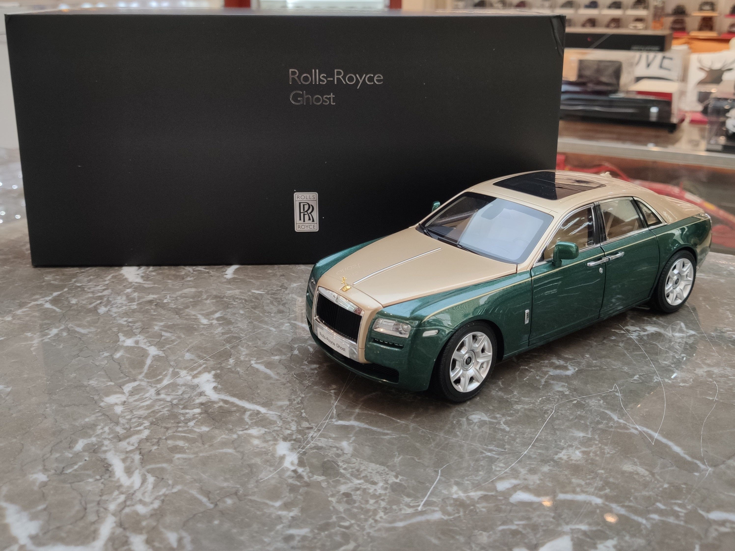 Rolls Royce Ghost Kyosho 1:18 Scale Model
