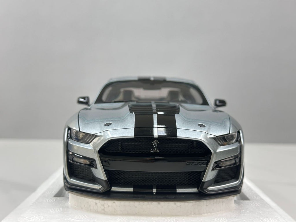 AUTOART Ford Mustang Shelby GT500