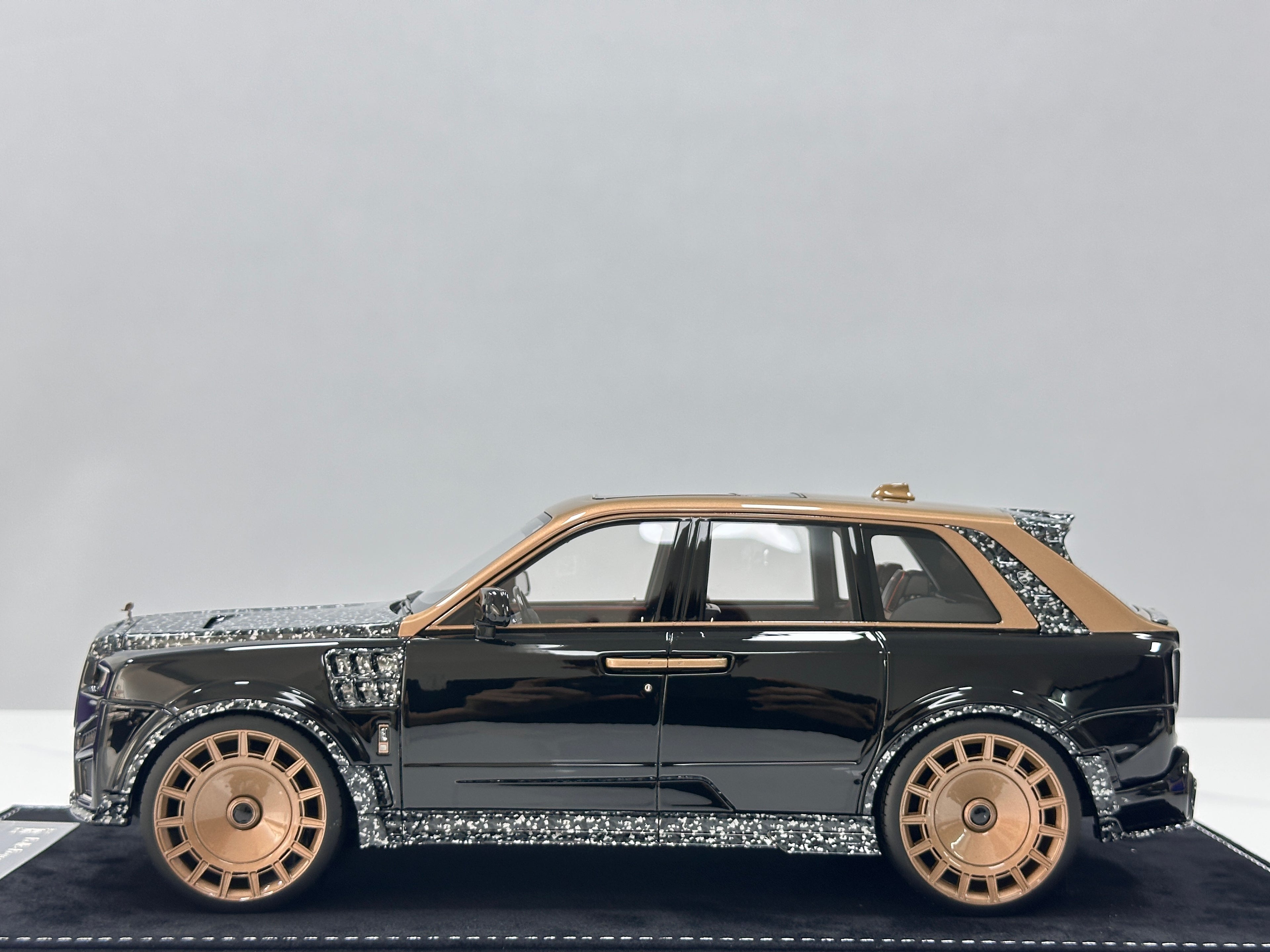 Mansory Rolls Royce Cullinan 1:18 Scale Model