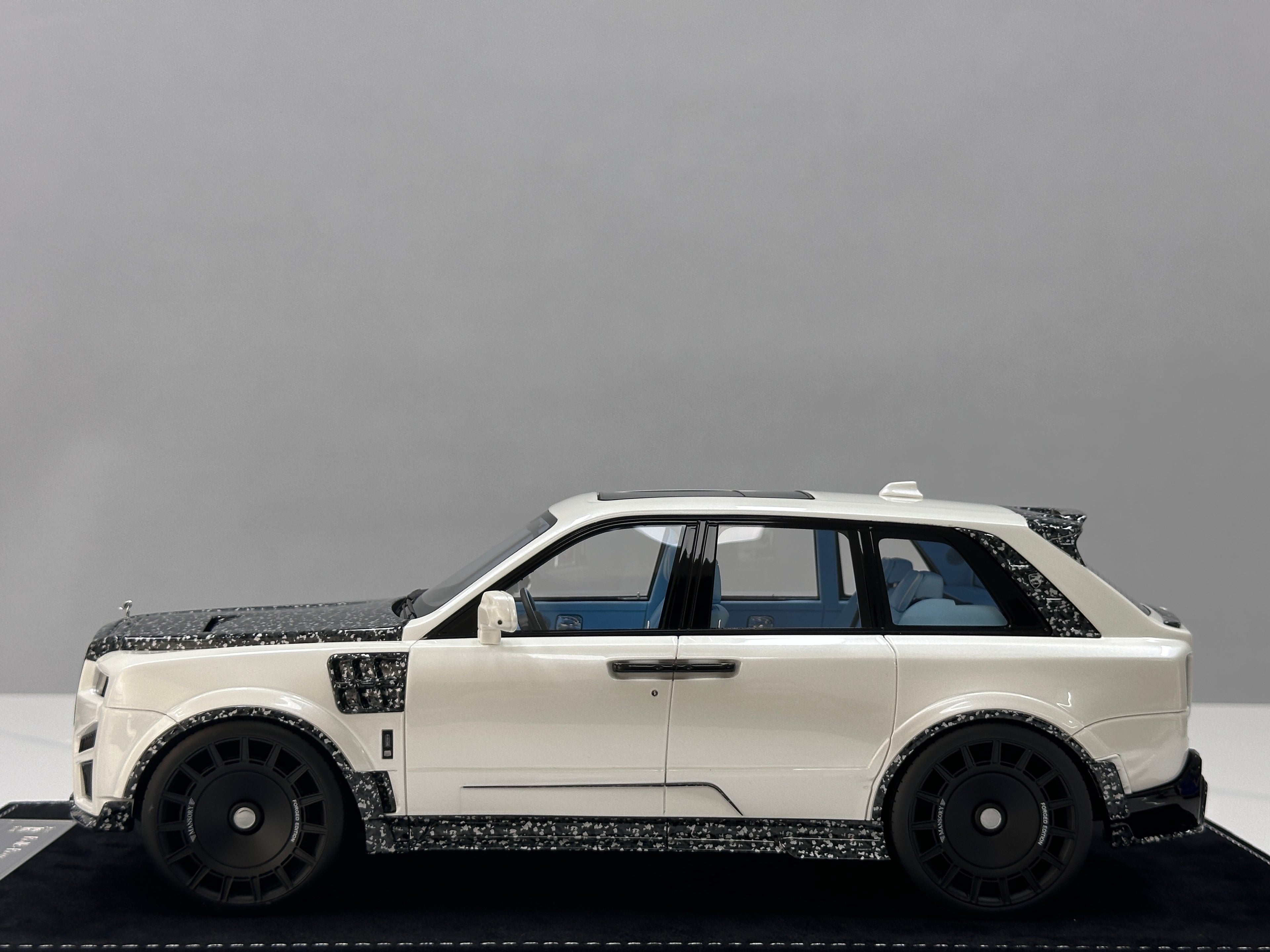 Mansory Rolls Royce Cullinan 1:18 Scale Model